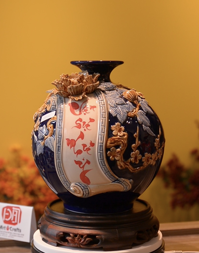 71321120-17BD-43B6-97A6-6B797ACBFB56