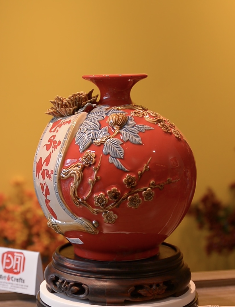 86406E70-C8E8-4EF2-8D82-3F0513F62E01