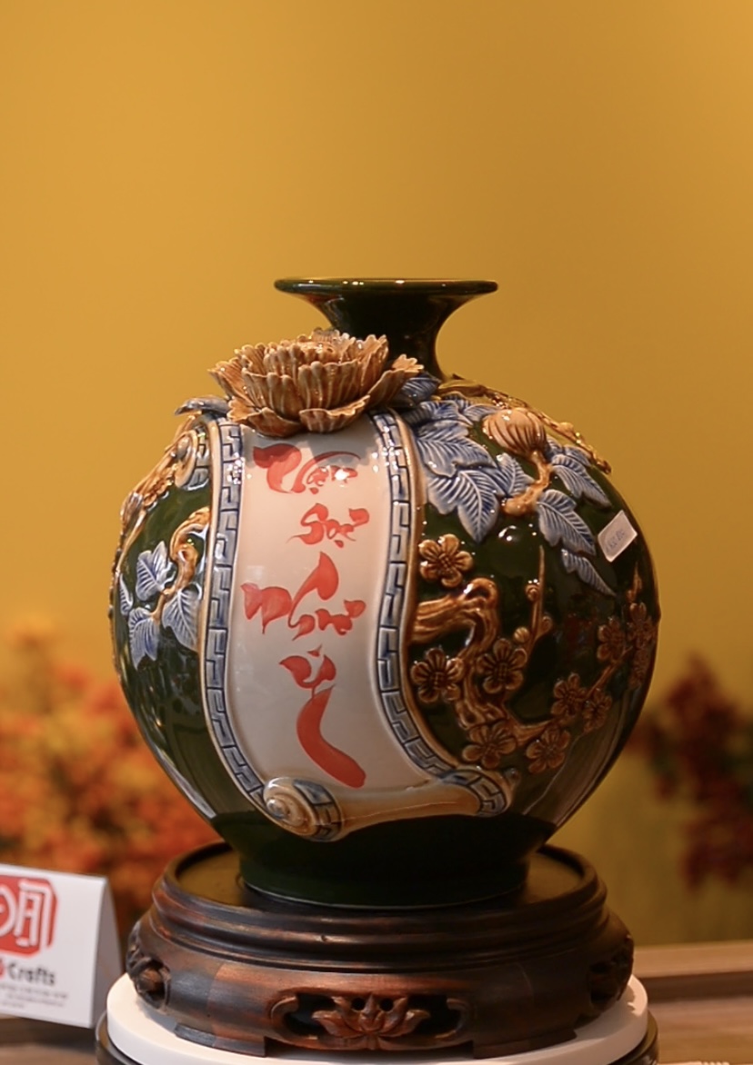 D8895648-8888-4B2D-8DCD-26D3D071D297