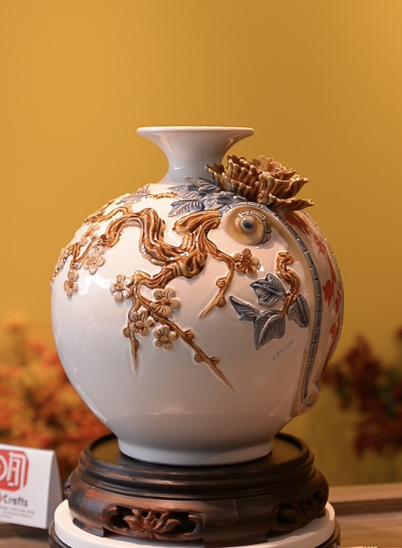 E73B4A62-7D36-4FA4-AC09-EF883AE05213